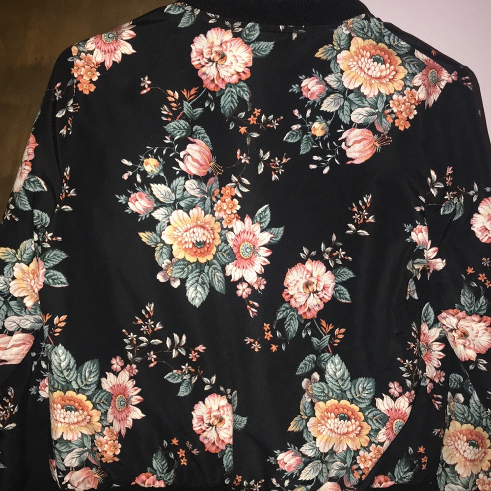 Jacket - Picture 3 of 3